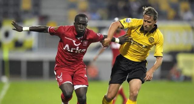 接高飞练习 接高飞练习